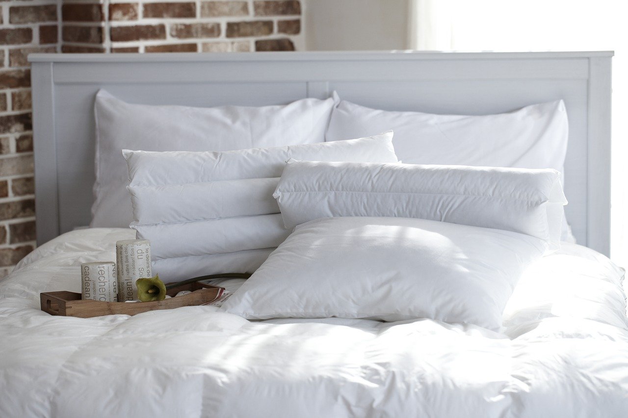 Neck Pain Best Pillows and Sleeping Positions for Relief